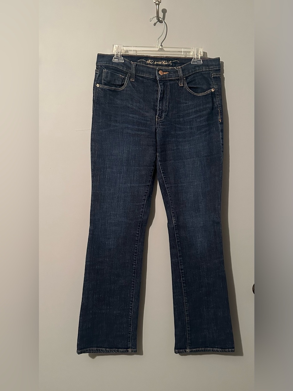 Old Navy 'The Sweetheart' Denim Jeans in a Dark Blue Wash.  Size 12 Long.